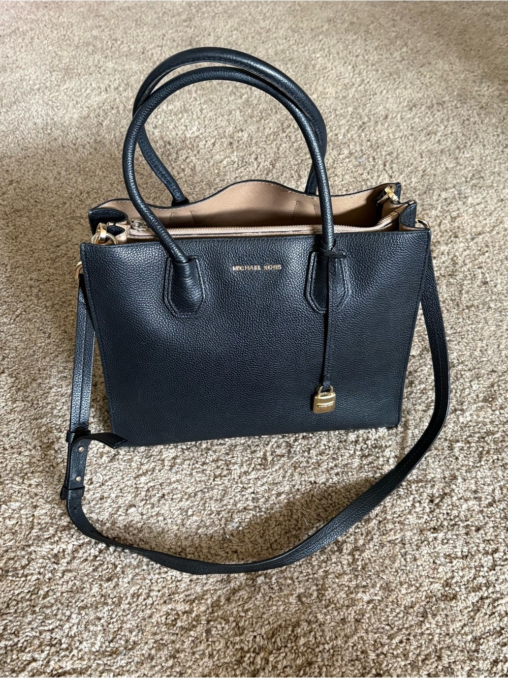 Michael Kors Mercer Large Black Pebbles Leather Tote bag